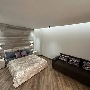Апартаменты Medinahotelkz, # 105, вид на горы около арбата, Halal, Алматы